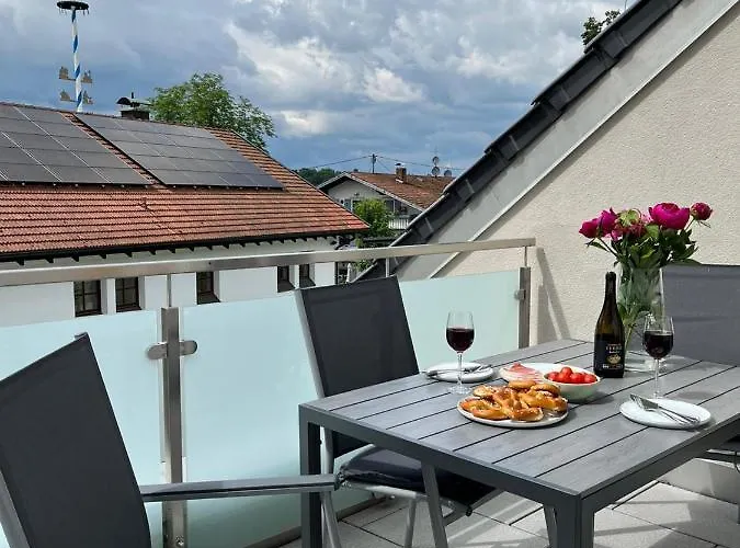 Traumhafte Neue Dachterrassenwohnung Am Soyener Apartmán *