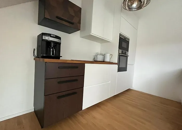 Traumhafte Neue Dachterrassenwohnung Am Soyener Apartmán *