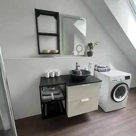 アパート Traumhafte Neue Dachterrassenwohnung Am Soyener *